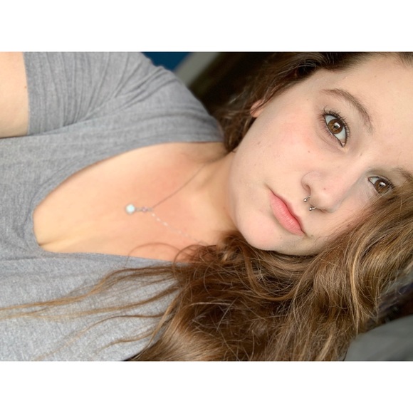 Meet your Posher, Krystal - Picture 1 of 1